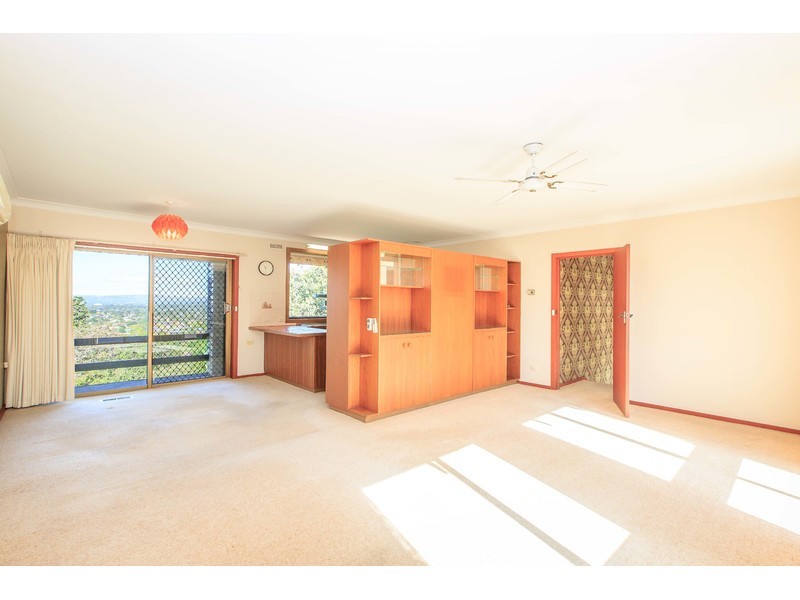 269 Highview Crescent, Lavington NSW 2641