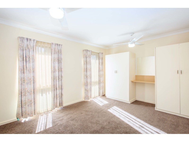 269 Highview Crescent, Lavington NSW 2641