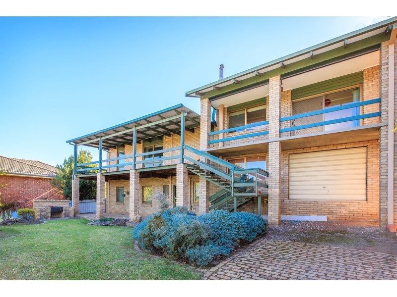 269 Highview Crescent, Lavington NSW 2641