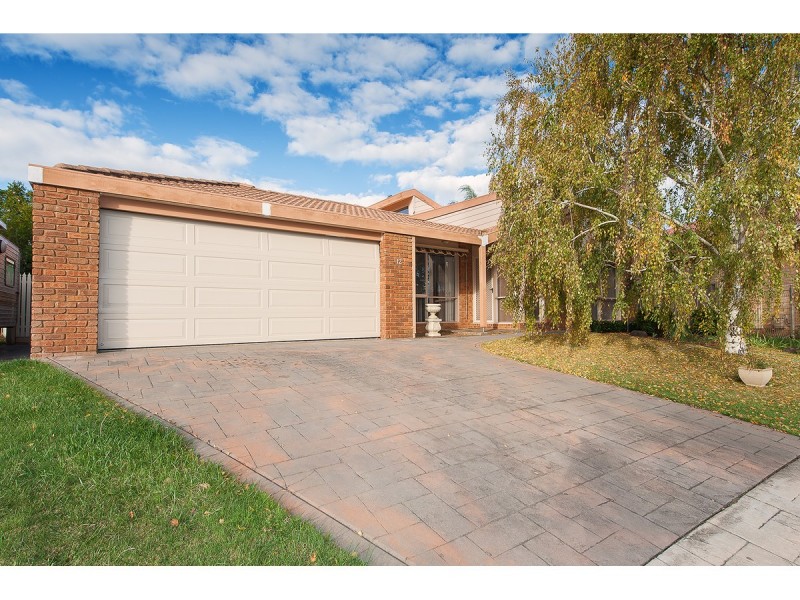 12 Chelsea Court, West Albury NSW 2640