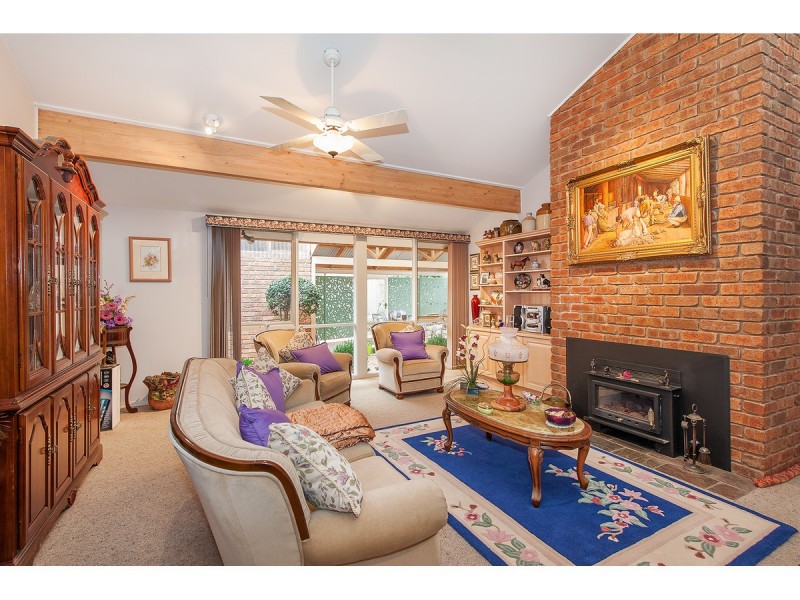 12 Chelsea Court, West Albury NSW 2640