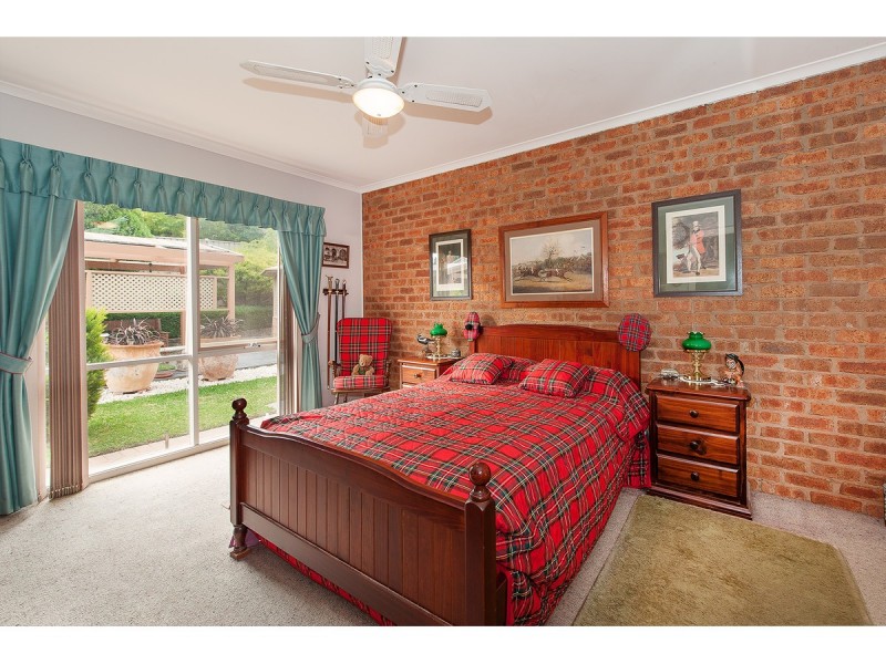 12 Chelsea Court, West Albury NSW 2640