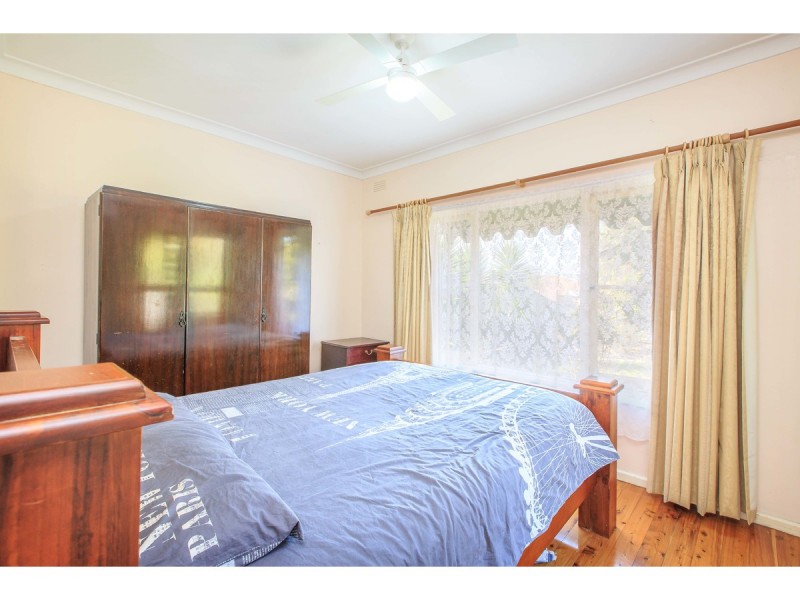 545 Hague Street, Lavington NSW 2641