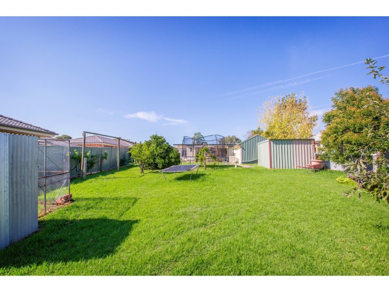 545 Hague Street, Lavington NSW 2641