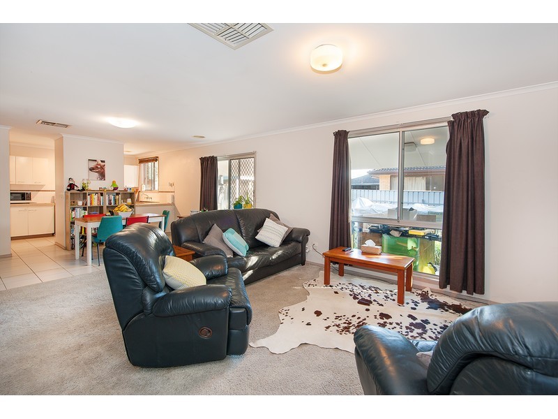42 Feathertop Circuit, Thurgoona NSW 2640