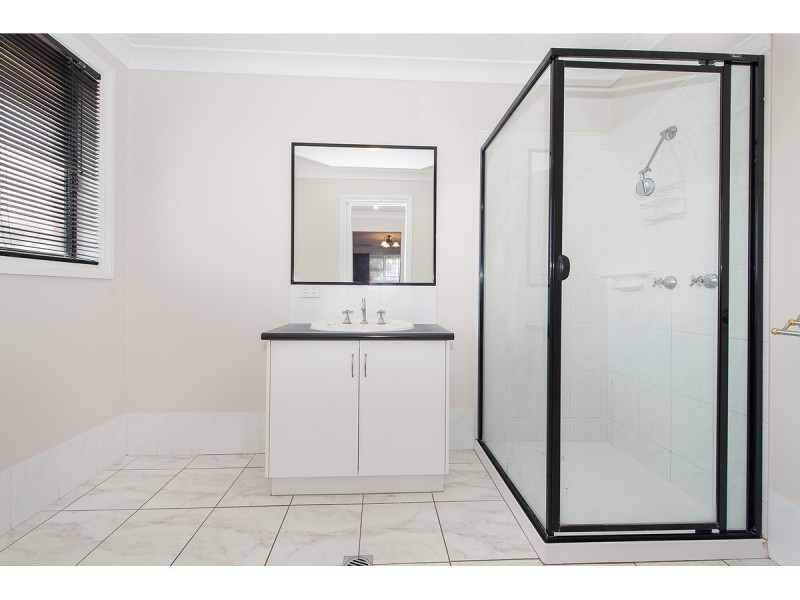 92 Dryandra Way, Thurgoona NSW 2640