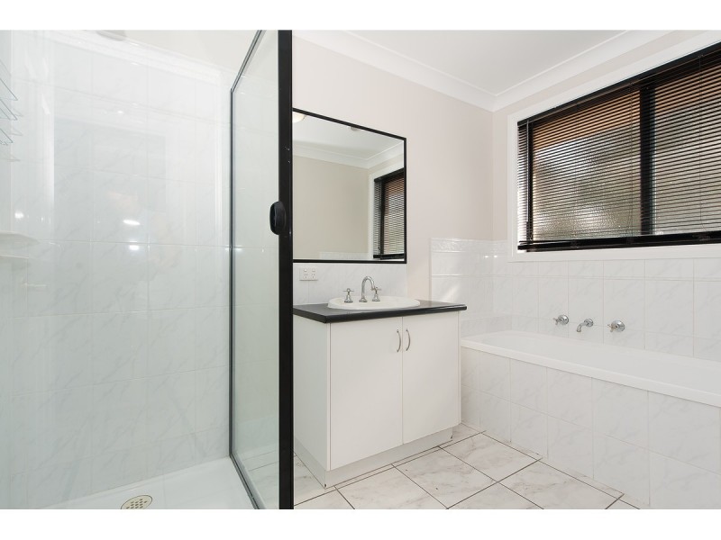 92 Dryandra Way, Thurgoona NSW 2640