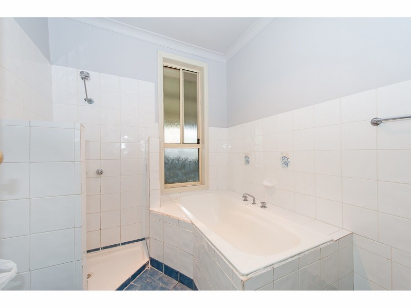 384 Union Road, Lavington NSW 2641