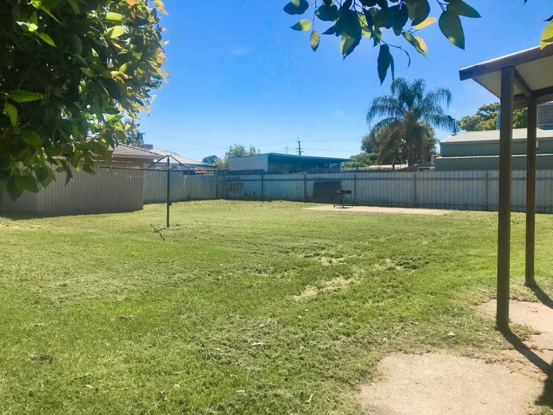 384 Union Road, Lavington NSW 2641