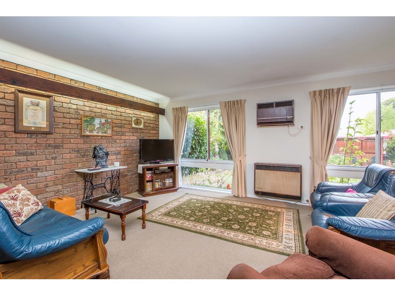 358 Parkland Crescent, Lavington NSW 2641