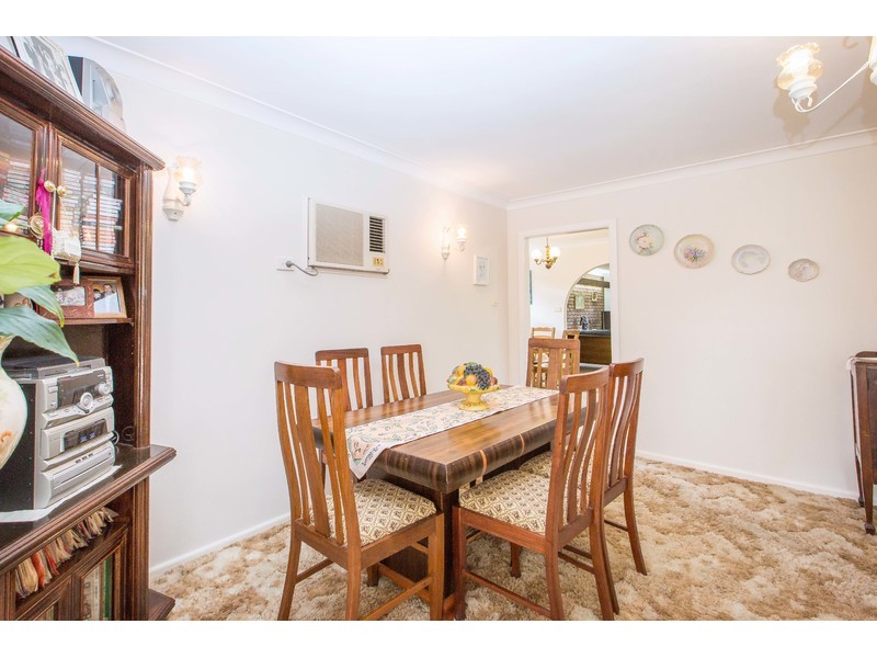 358 Parkland Crescent, Lavington NSW 2641