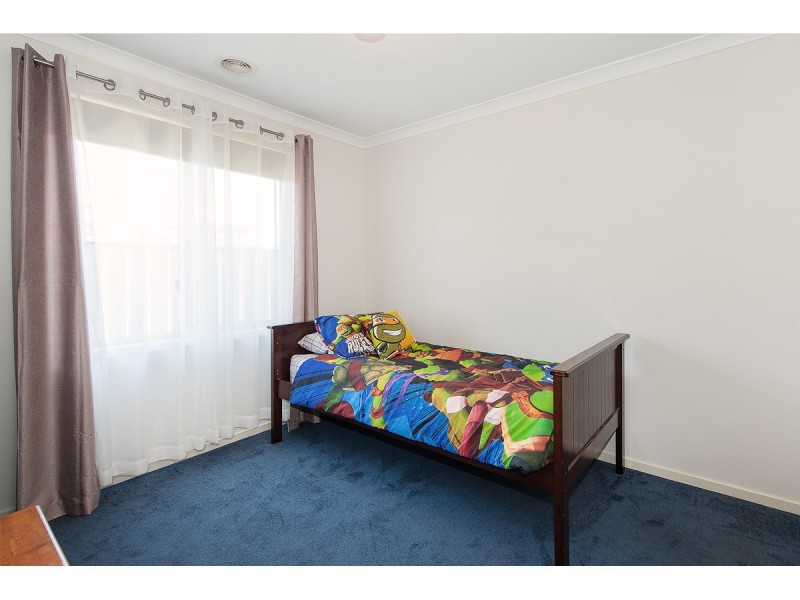 17 Oxford Drive, Thurgoona NSW 2640