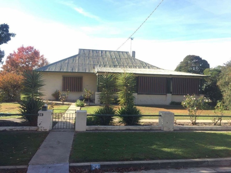 24 William Street, Rutherglen VIC 3685