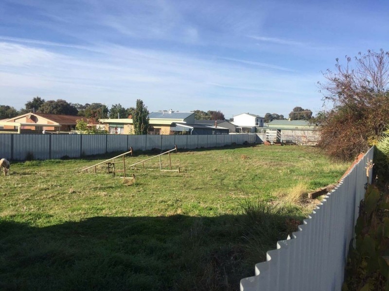 24 William Street, Rutherglen VIC 3685