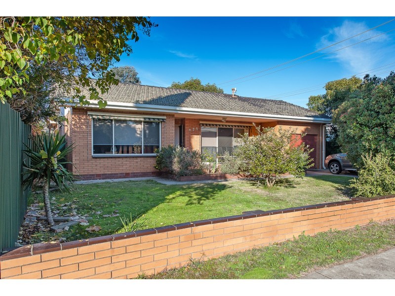 924 Calimo Street, North Albury NSW 2640