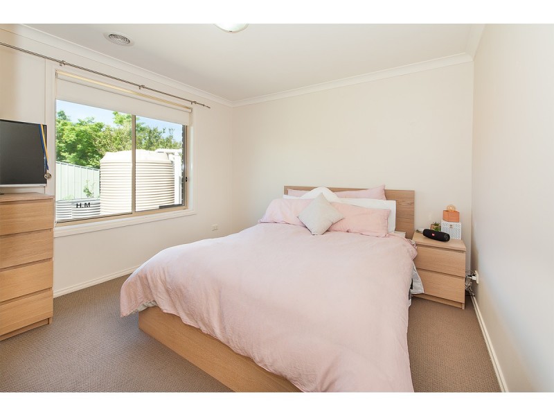 19 Swallow Street, Thurgoona NSW 2640