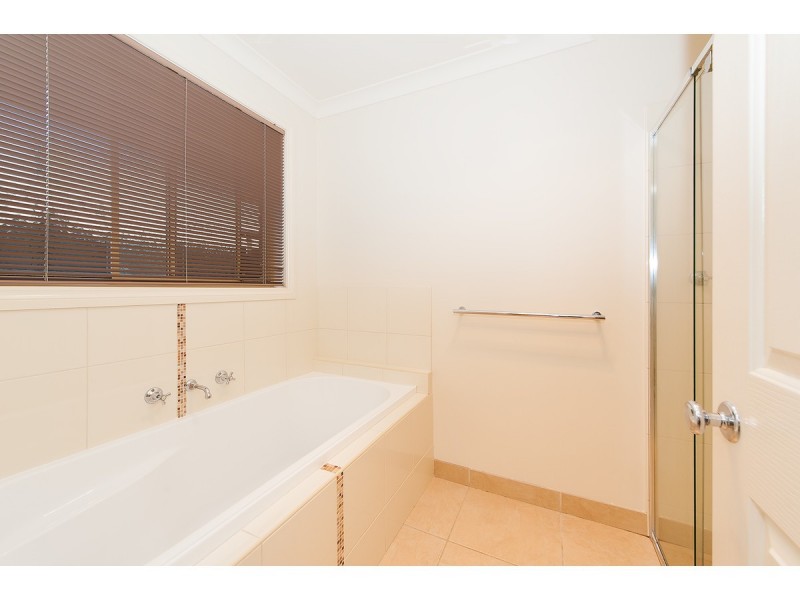 19 Swallow Street, Thurgoona NSW 2640