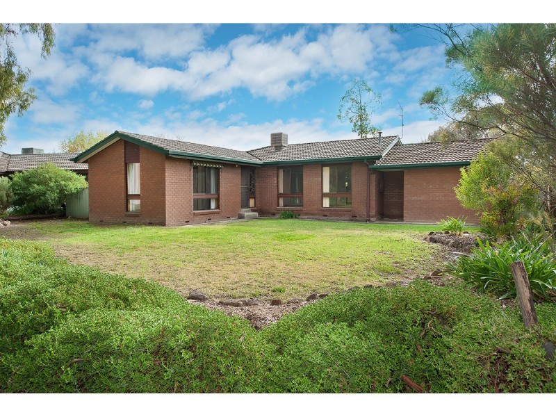 9 Crackenback Street, Thurgoona NSW 2640