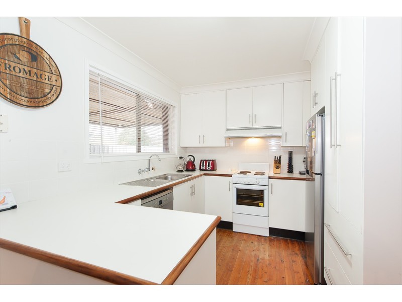 340 Sutherland Street, Lavington NSW 2641