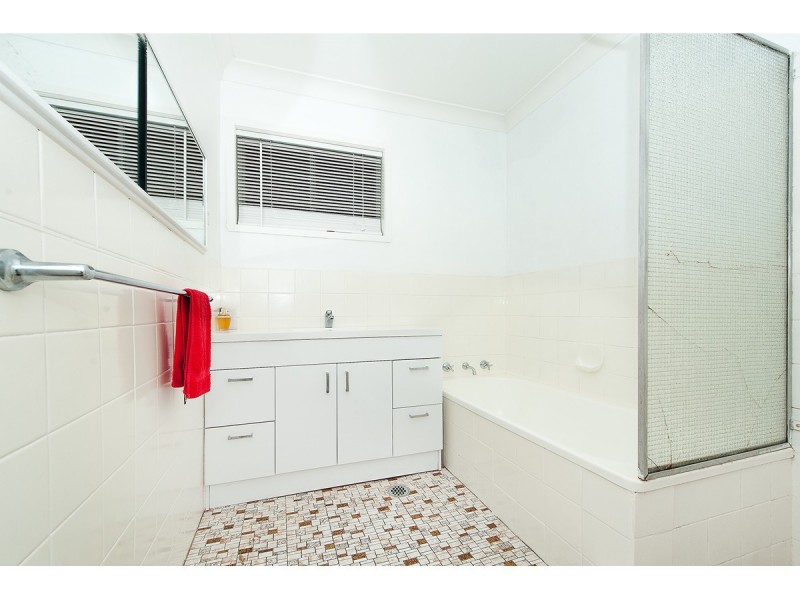 340 Sutherland Street, Lavington NSW 2641