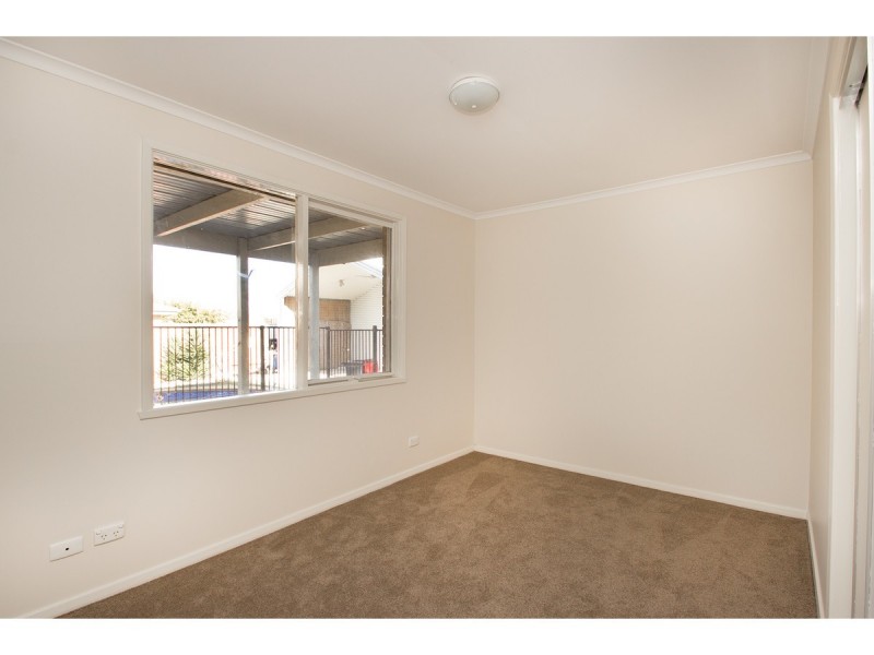 364 Sandrina Drive, Lavington NSW 2641