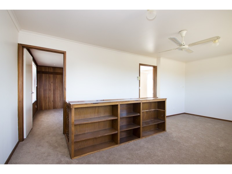 364 Sandrina Drive, Lavington NSW 2641