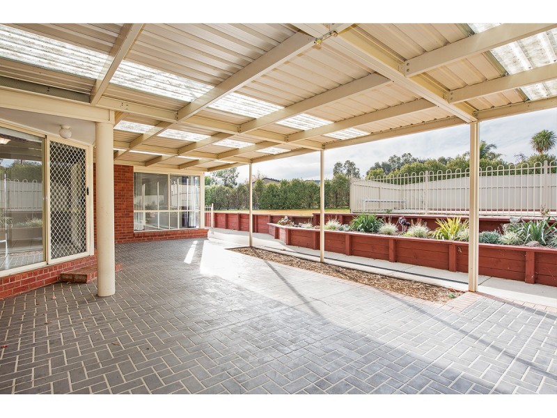 1 Vaughan Road, Thurgoona NSW 2640