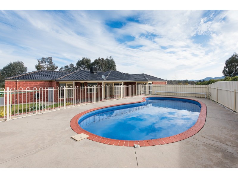 1 Vaughan Road, Thurgoona NSW 2640