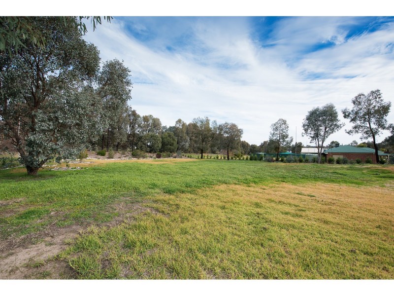 1 Vaughan Road, Thurgoona NSW 2640