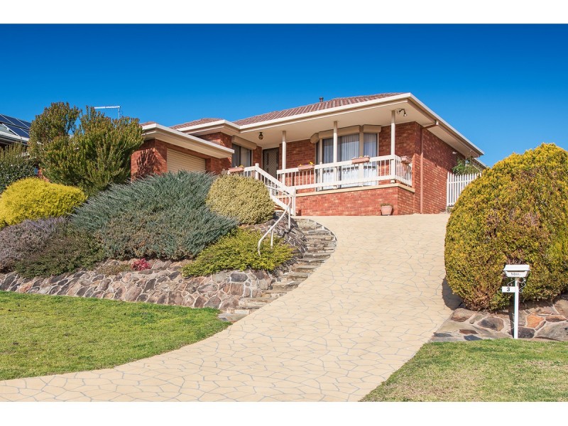 3 Orchard Way, Hamilton Valley NSW 2641