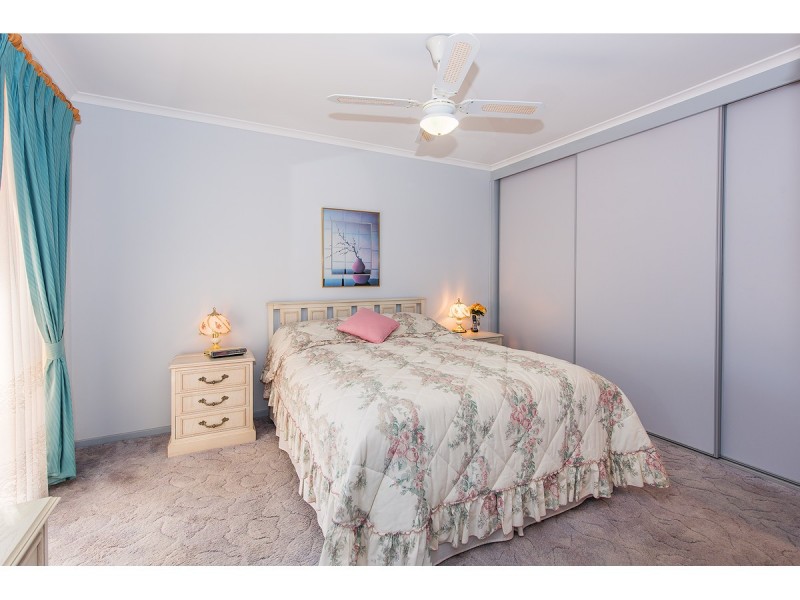 3 Orchard Way, Hamilton Valley NSW 2641
