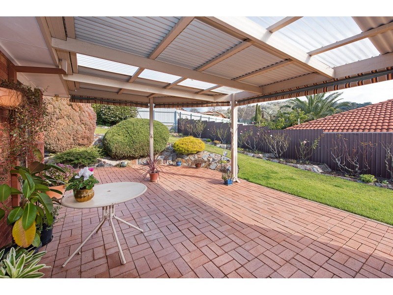 3 Orchard Way, Hamilton Valley NSW 2641