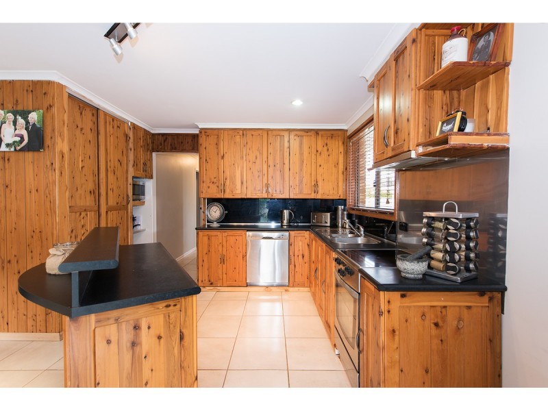 12 Decora Place, Thurgoona NSW 2640