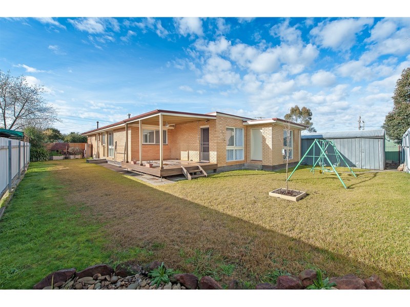 307 Sutherland Street, Lavington NSW 2641