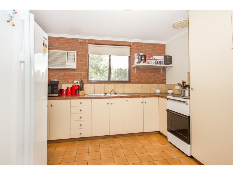 9/595 Webb Street, Lavington NSW 2641