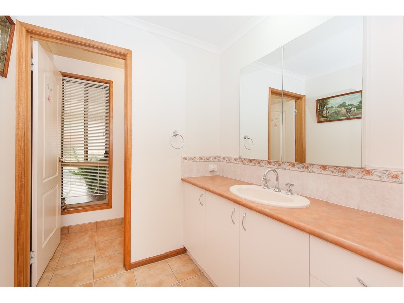 147 Newton Circuit, Thurgoona NSW 2640