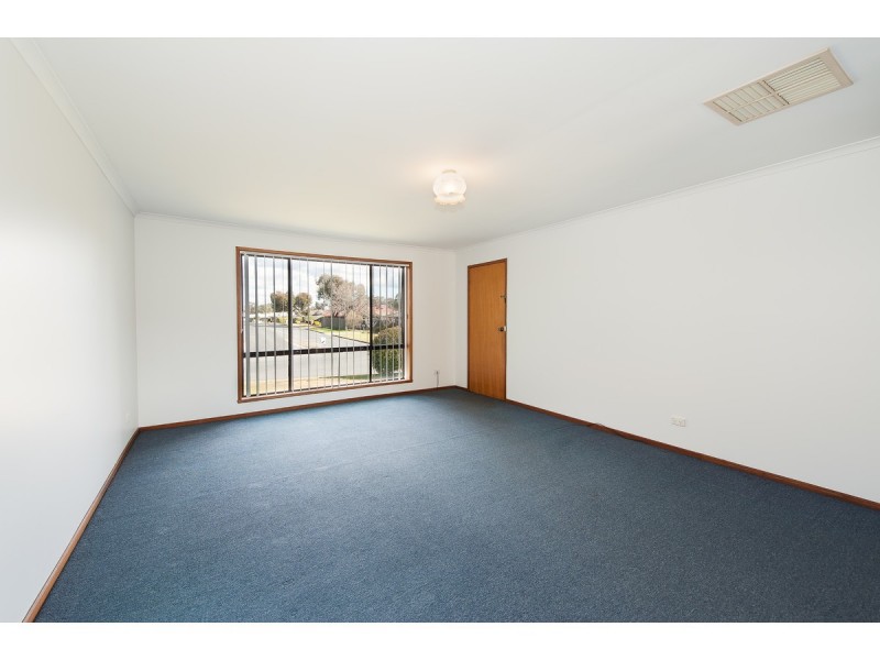 22 Yellowgum Way, Thurgoona NSW 2640