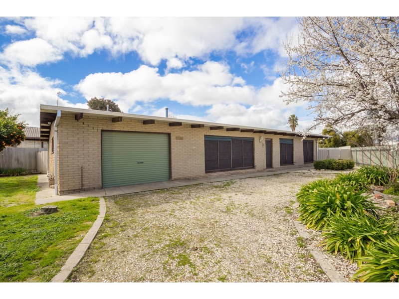1064 Wingara Street, North Albury NSW 2640