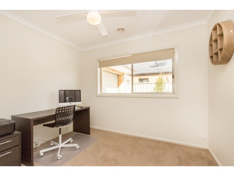 8 Badcoe Avenue, Wodonga VIC 3690