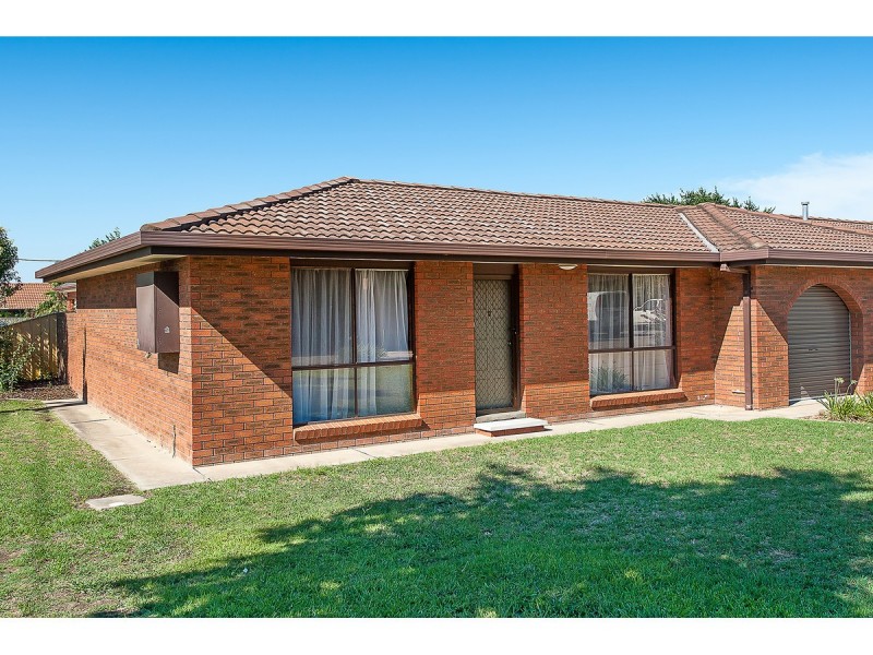 4/595 Webb Street, Lavington NSW 2641