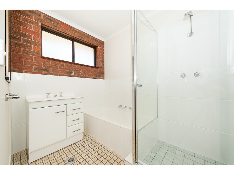 4/595 Webb Street, Lavington NSW 2641