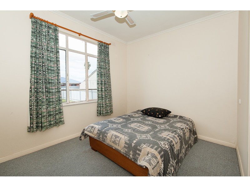 384 Urana Road, Lavington NSW 2641