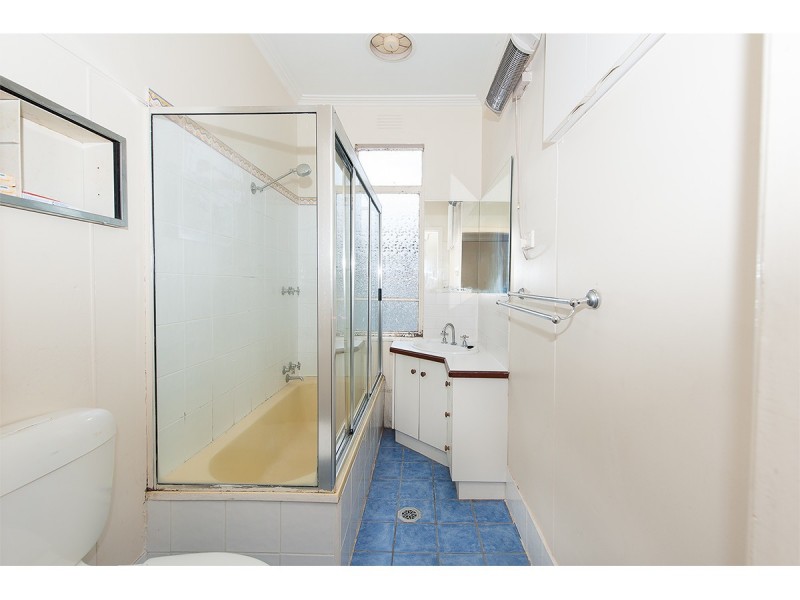 384 Urana Road, Lavington NSW 2641