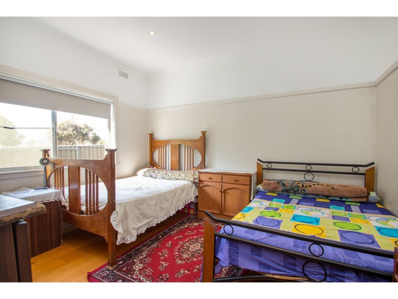 882 Waugh Road, North Albury NSW 2640