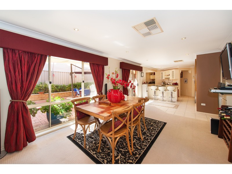 19 Johnston Road, West Albury NSW 2640