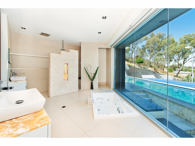 30 Mace Court, Glenroy NSW 2640