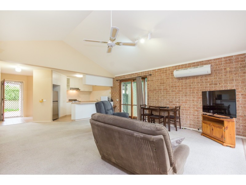 1/10 John Court, North Albury NSW 2640