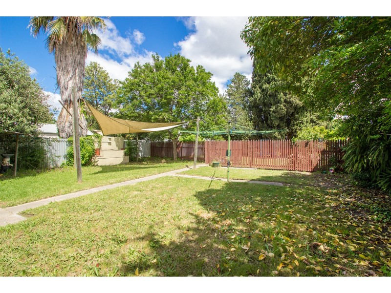 1013 Corella Street, North Albury NSW 2640