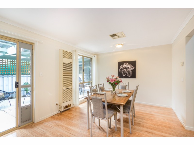 8 Watt Place, Lavington NSW 2641