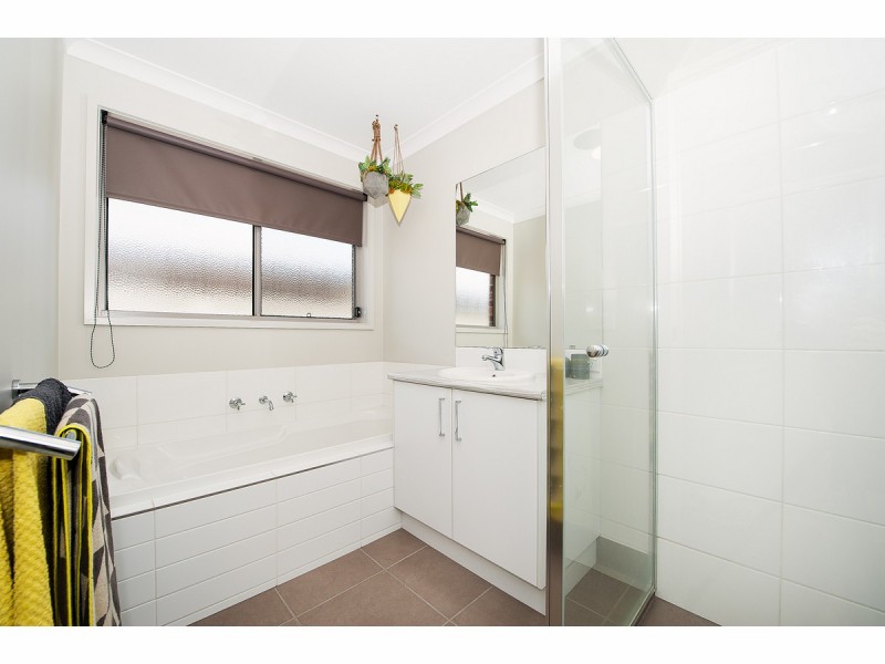 46 Oxford Drive, Thurgoona NSW 2640